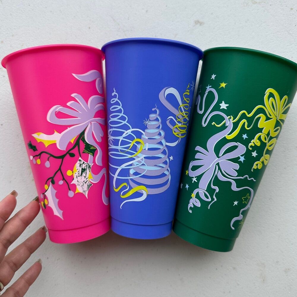 NWOT Starbucks 2023 Christmas Holiday Reusable Venti Cold Cups Set Of 3